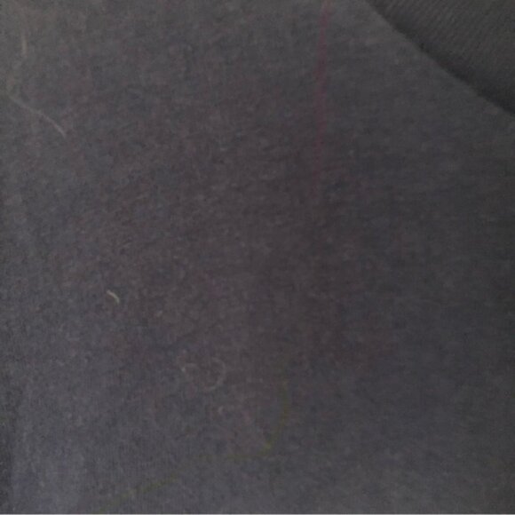 Uniqlo Graphic tee Ultraman - Picture 5 of 9